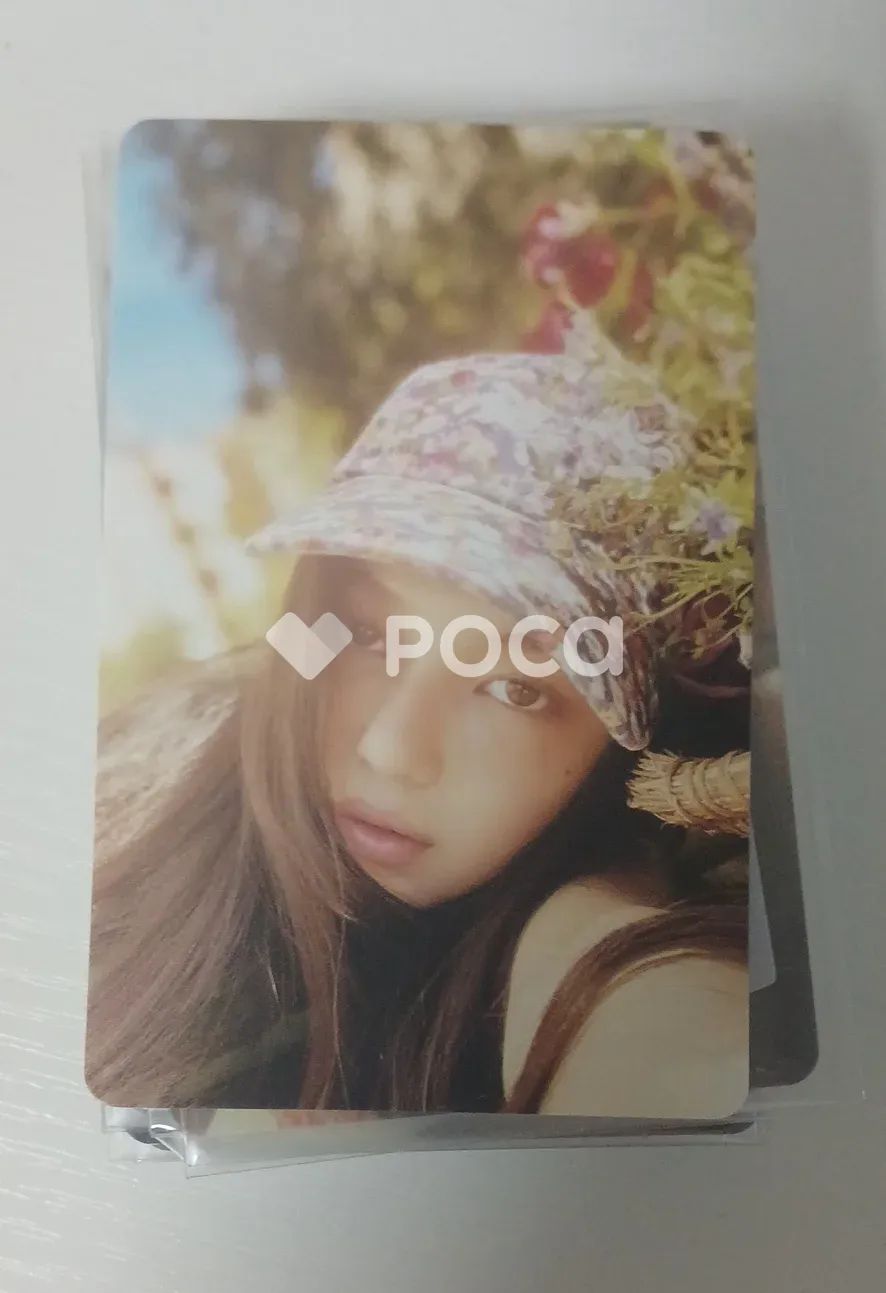 NewJeans ダニエル New Jeans Bluebook ver. DANIELLE VER. - メルカリ