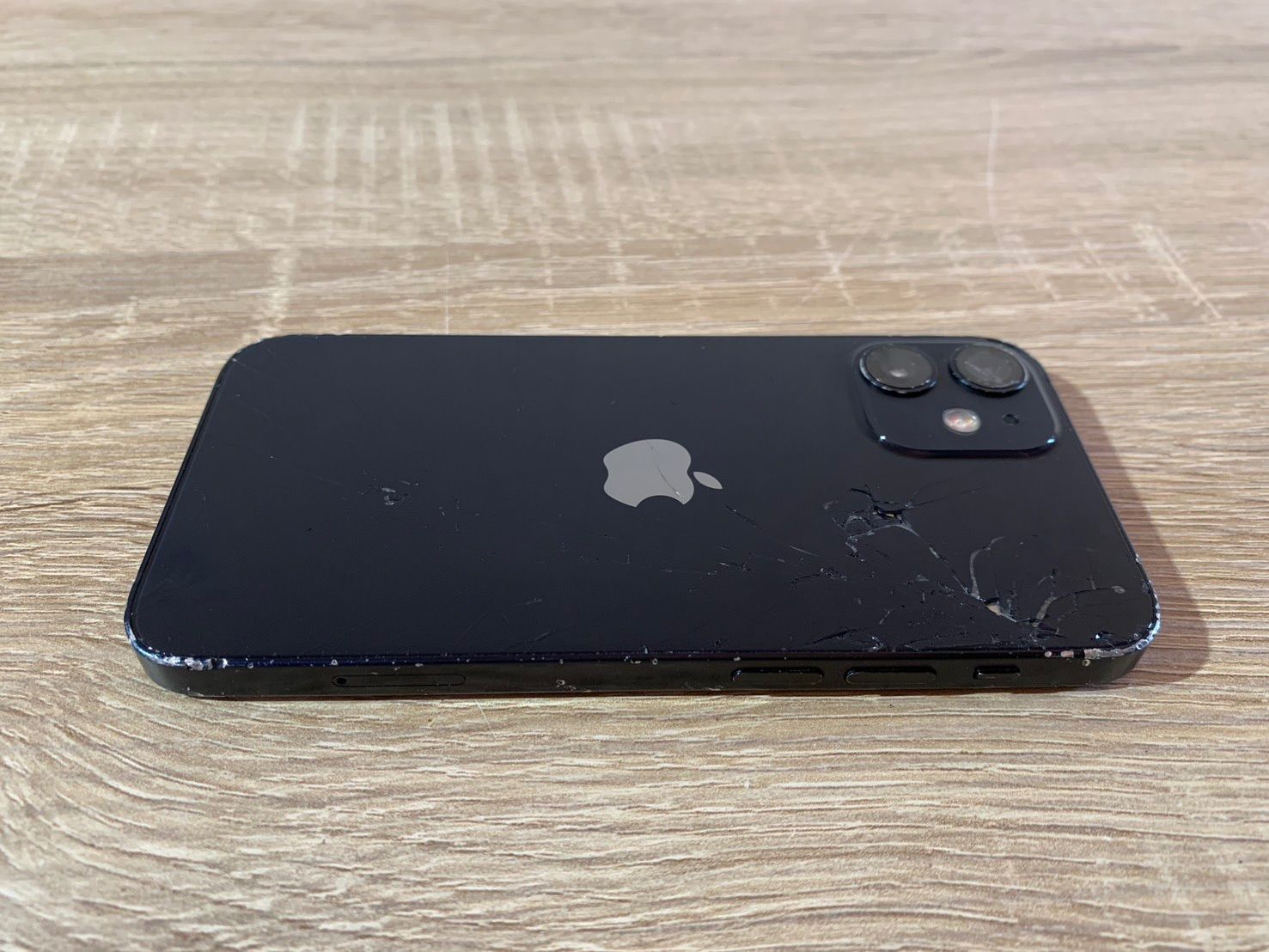 7248 iPhone 12 mini 64GB ブラック ジャンク品 - メルカリ