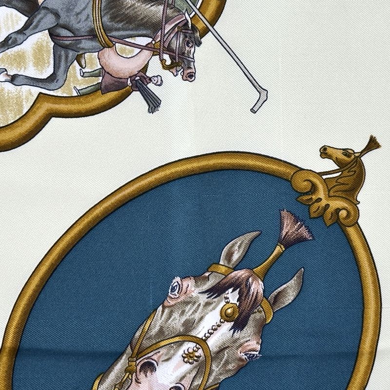 エルメス HERMES スカーフ カレ90 LES CHEVAUX DES MOGHOLS ムガル王朝