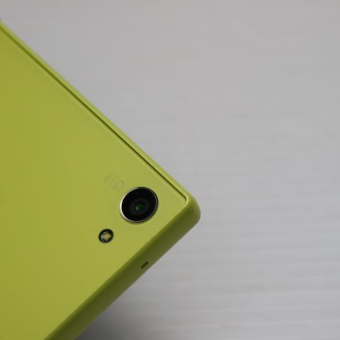 美品 SO-02H Xperia Z5 Compact イエロー 即日発送 スマホ DoCoMo SONY