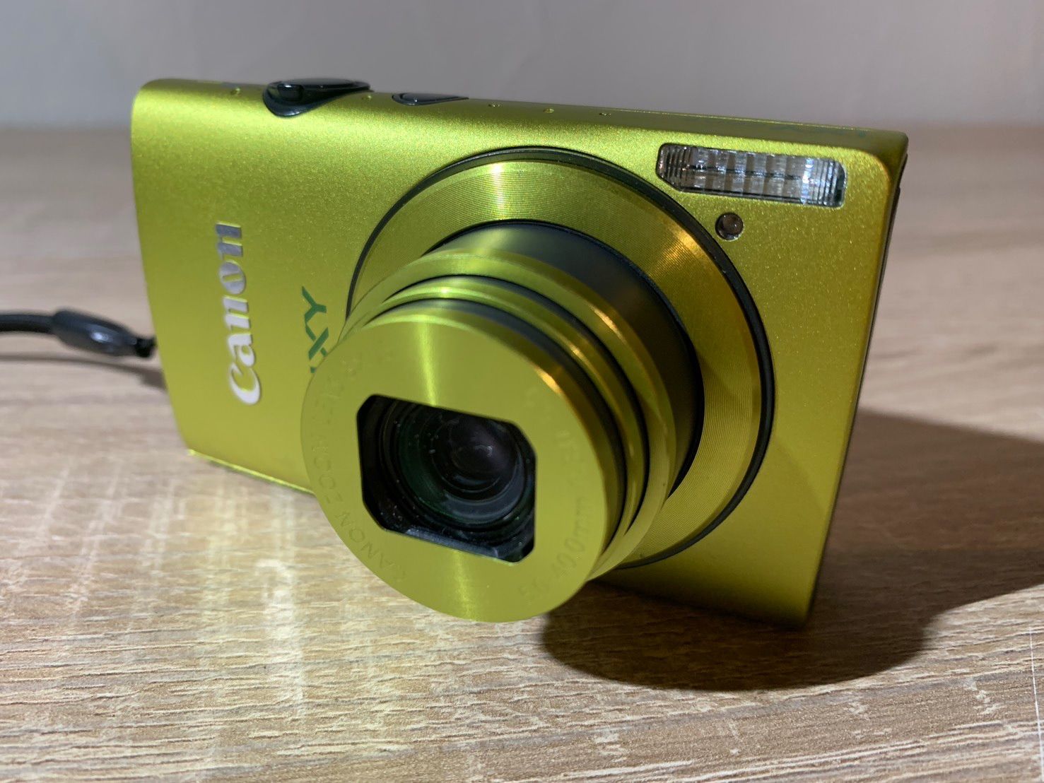 ジャンク品】Canon IXY600f コンパクトデジタルカメラ グリーン Canon