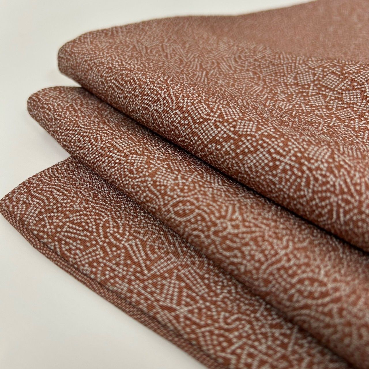 m*7様 着物 小紋 正絹 シルエットのような粋なデザイン U-8590 m*7様 着物 小紋 正絹 シルエットのような粋なデザイン U-8590