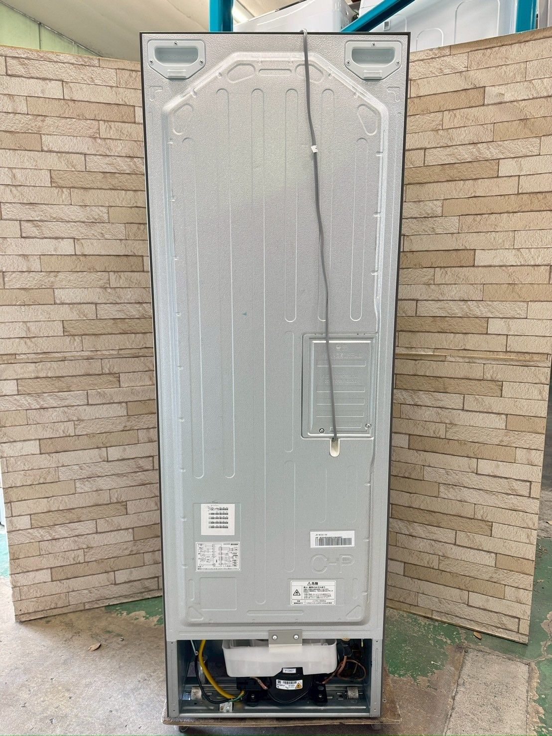 大阪送料無料☆3か月保障付き☆冷蔵庫☆ハイアール☆2ドア☆2023年☆JR