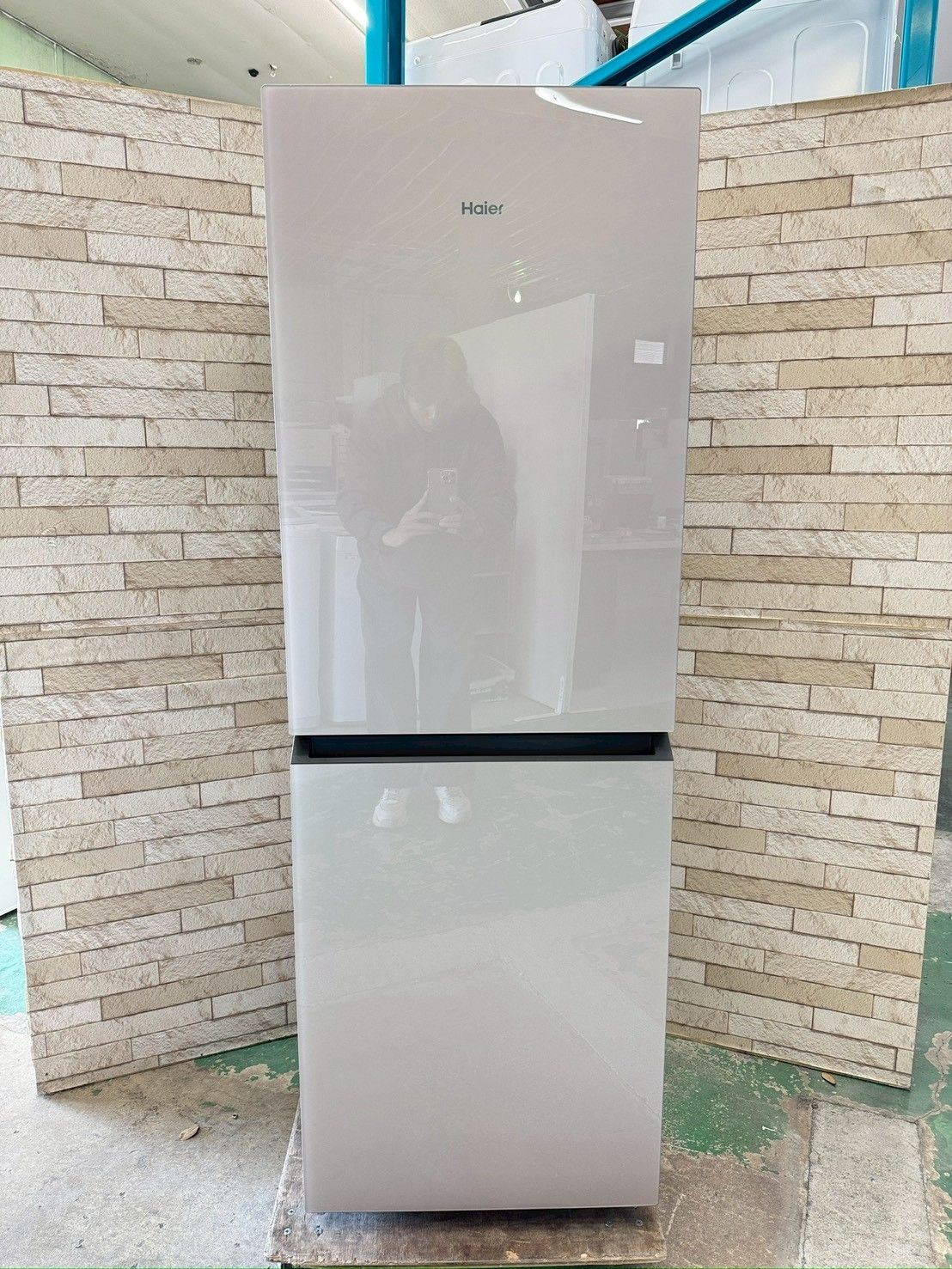 大阪送料無料★3か月保障付き★冷蔵庫★2023年★JR-M20E3★OR-73 大阪送料無料☆3か月保障付き☆冷蔵庫☆ハイアール☆2ドア☆2023年☆JR