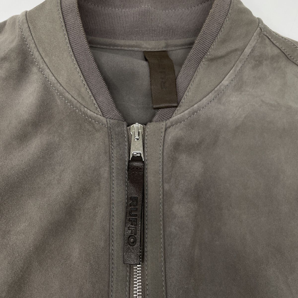 RUFFO ルッフォ 24-18-0361-695 ｸﾞﾚｰ ｽｴｰﾄﾞｺﾞｰﾄﾚｻﾞｰ ﾍﾞｰｽﾎﾞｰﾙｼﾞｬｹｯﾄ 50