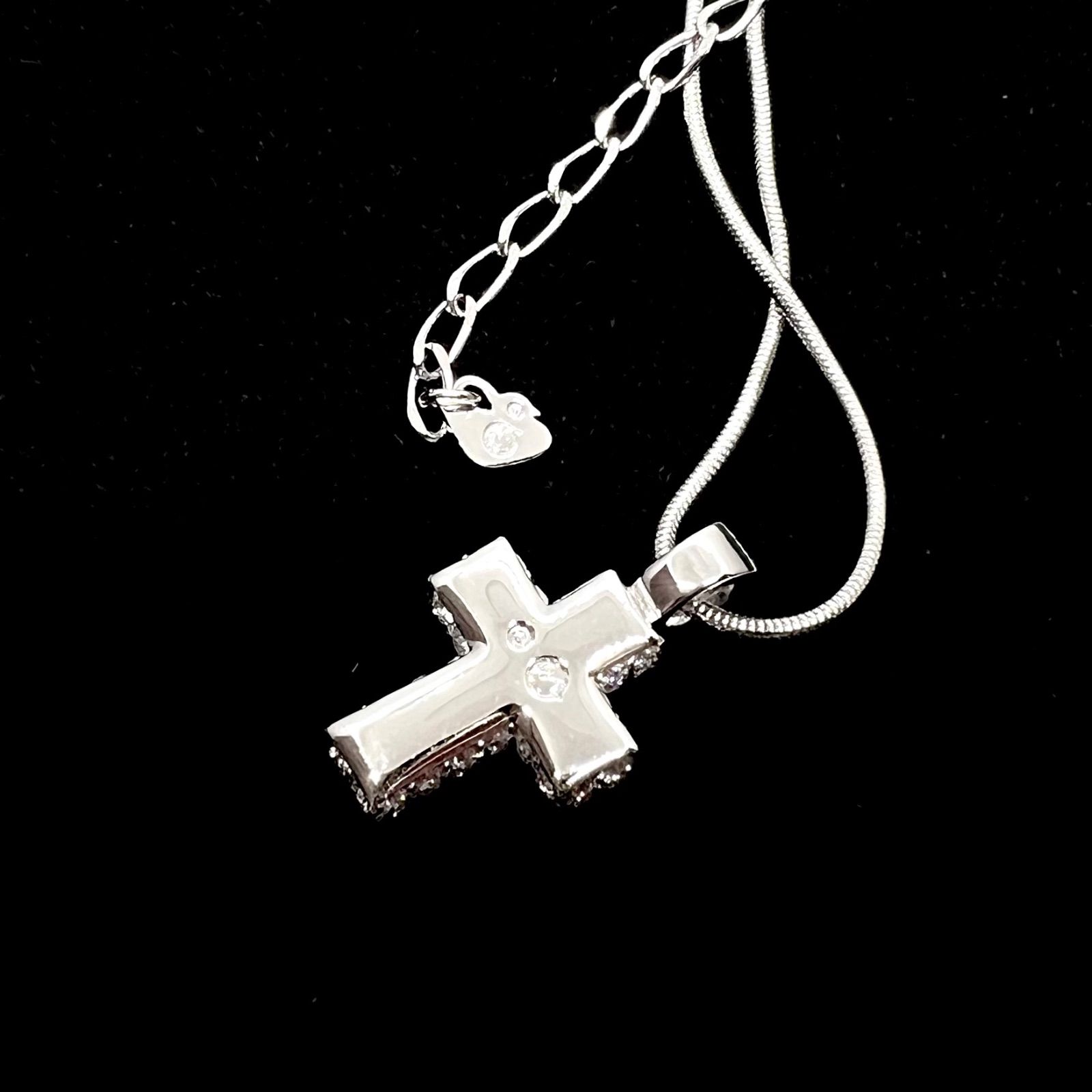 美品☆SWAROVSKI スワロフスキー ネックレス クロス 立体 パヴェ 