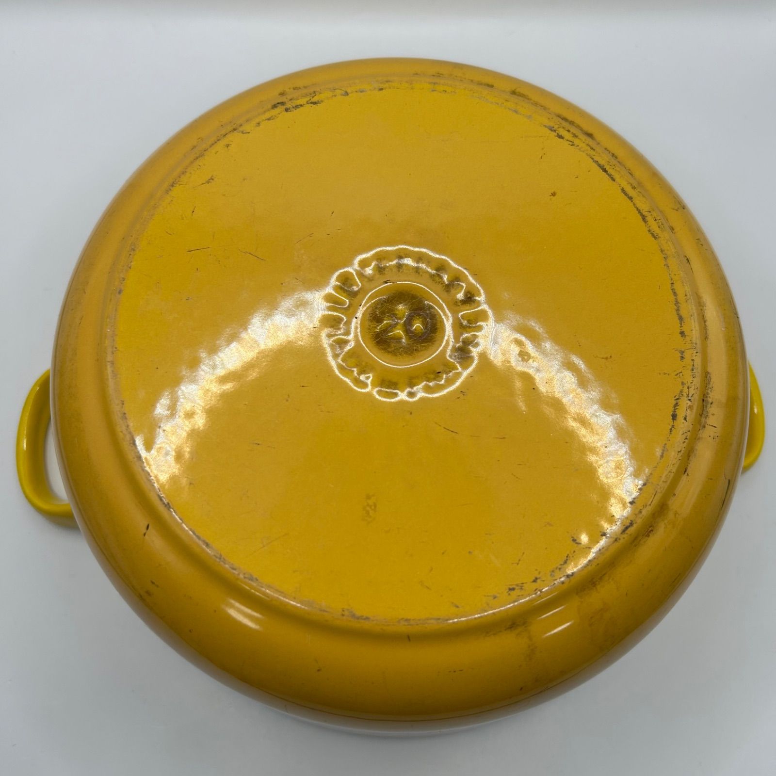 LE CREUSET ルクルーゼ イエロー 両手鍋 20cm - メルカリ