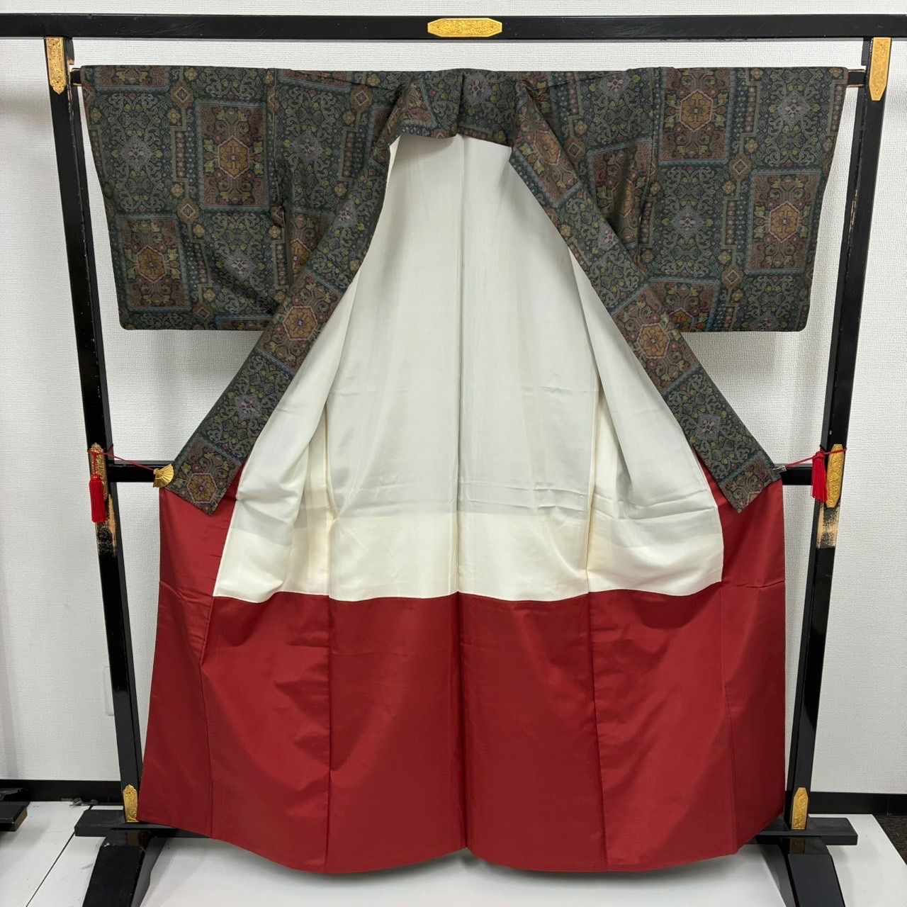 本場大島紬 総絣 裄66 素敵な絣柄 正絹 着物 MK-2511 - メルカリ