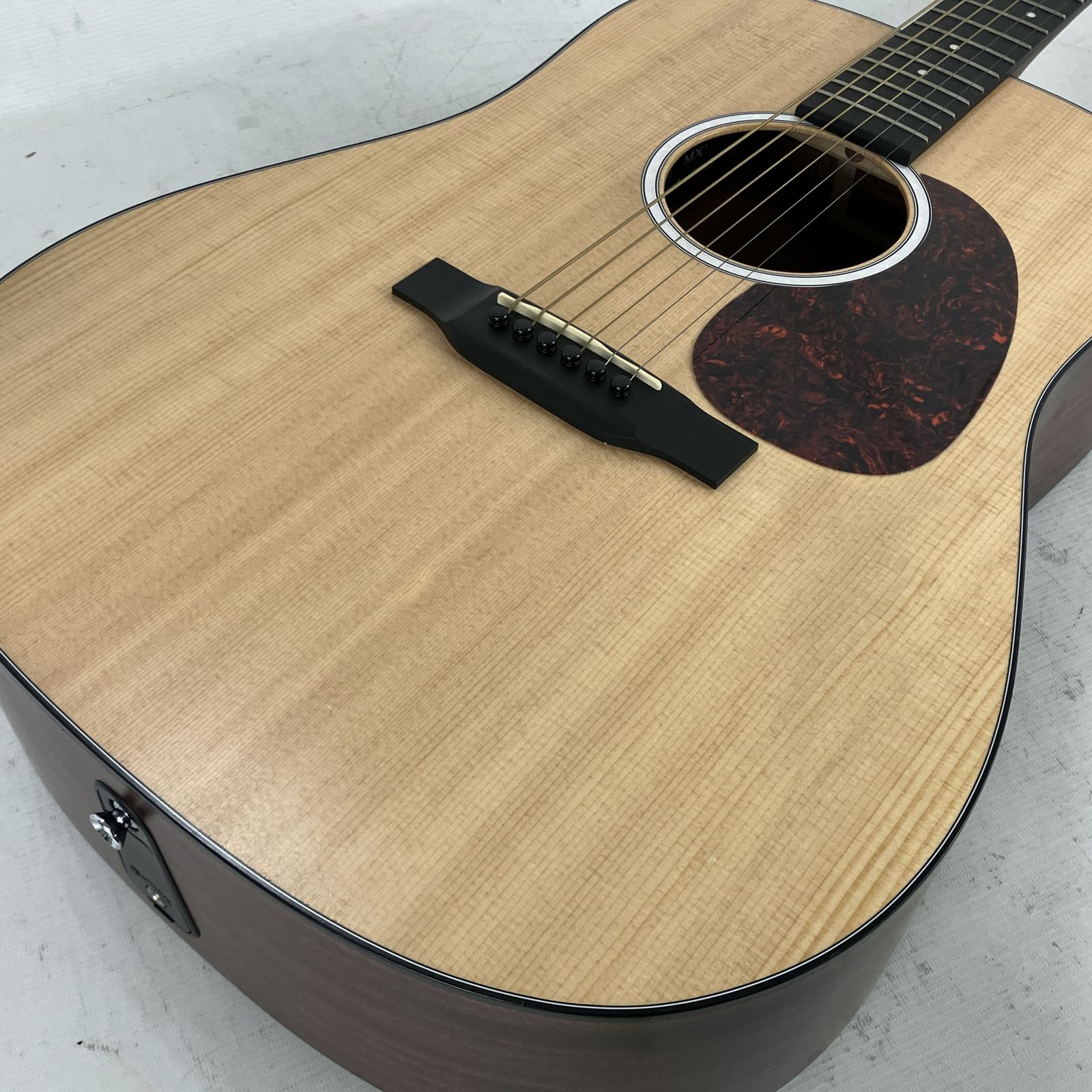 Martin DCX-1E エレアコ ギター 【ケース付き】 Martin DCX-1E エレアコ ギター 【ケース付き】