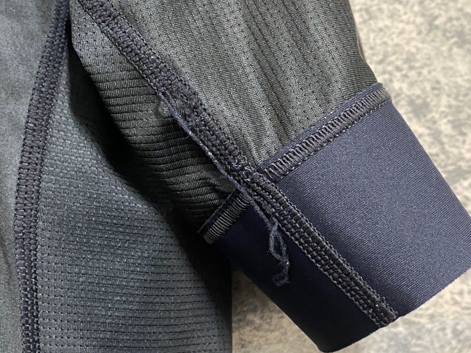 JT182 パスノーマルスタジオ PAS NORMAL STUDIOS 半袖 サイクルジャージ 黒 S