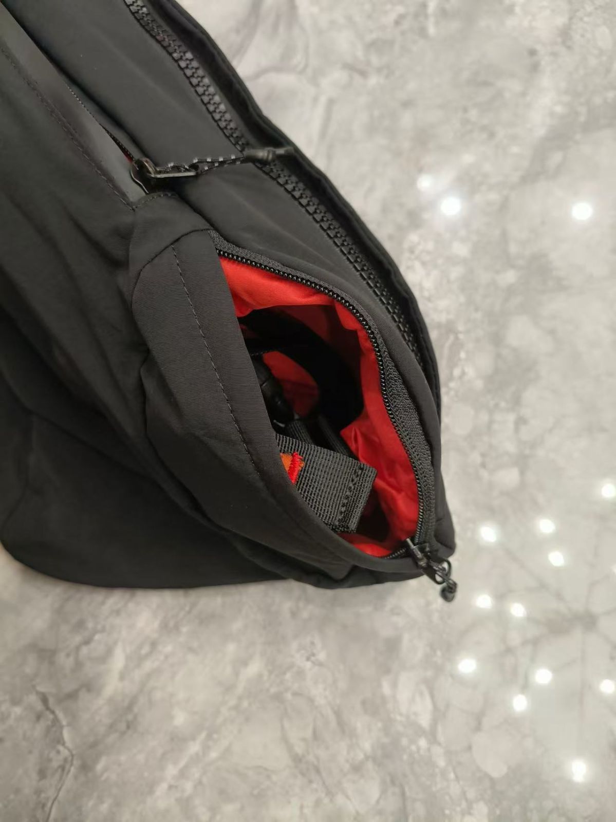 topologie Sling トライアングル メッセンジャーバッグ ラージ - メルカリ