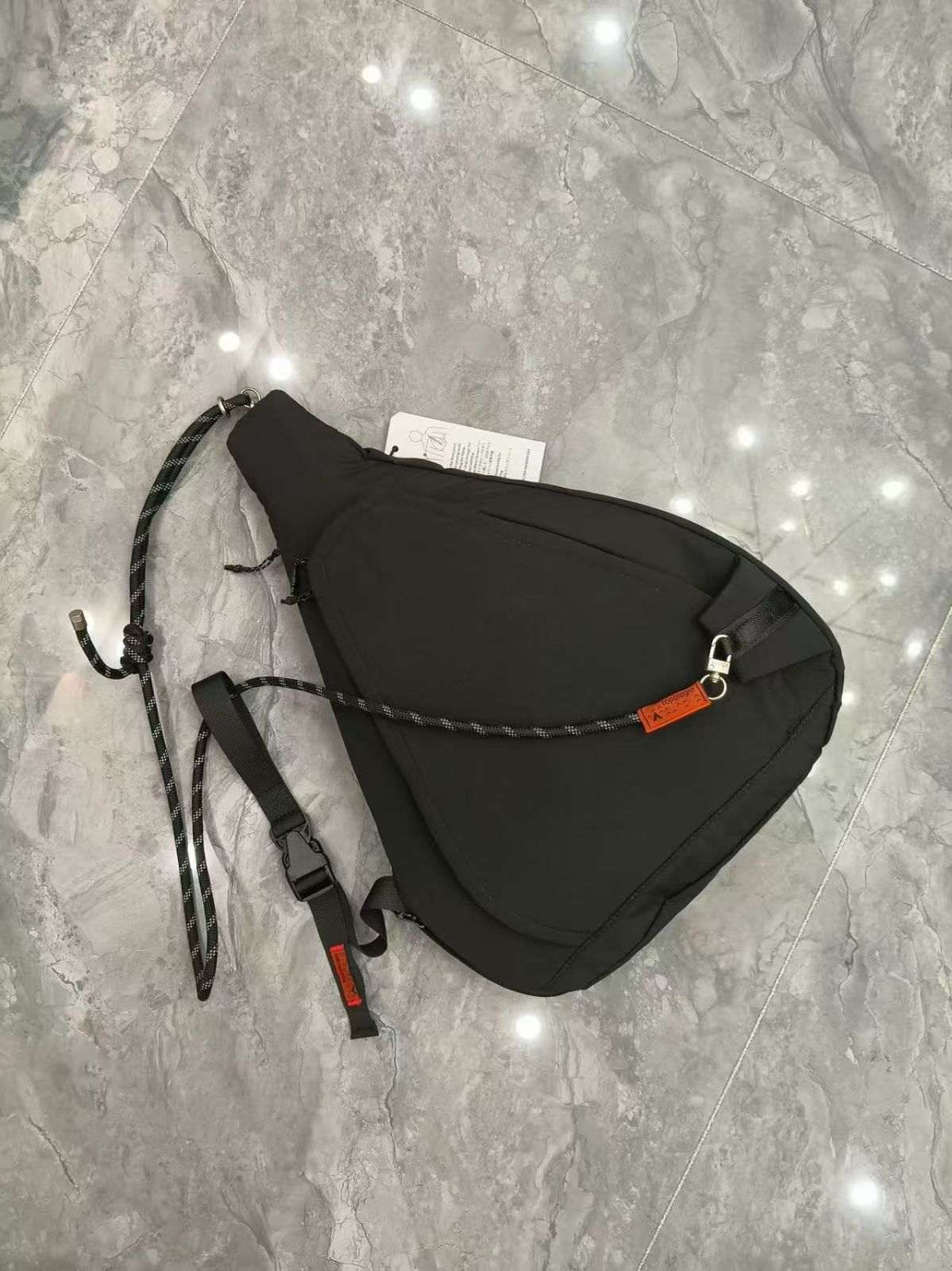 topologie Sling トライアングル メッセンジャーバッグ ラージ - メルカリ