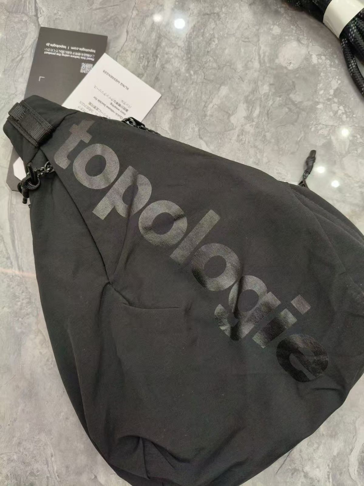 topologie トライアングル メッセンジャーバッグ topologie トライアングル メッセンジャーバッグ 2025年最新