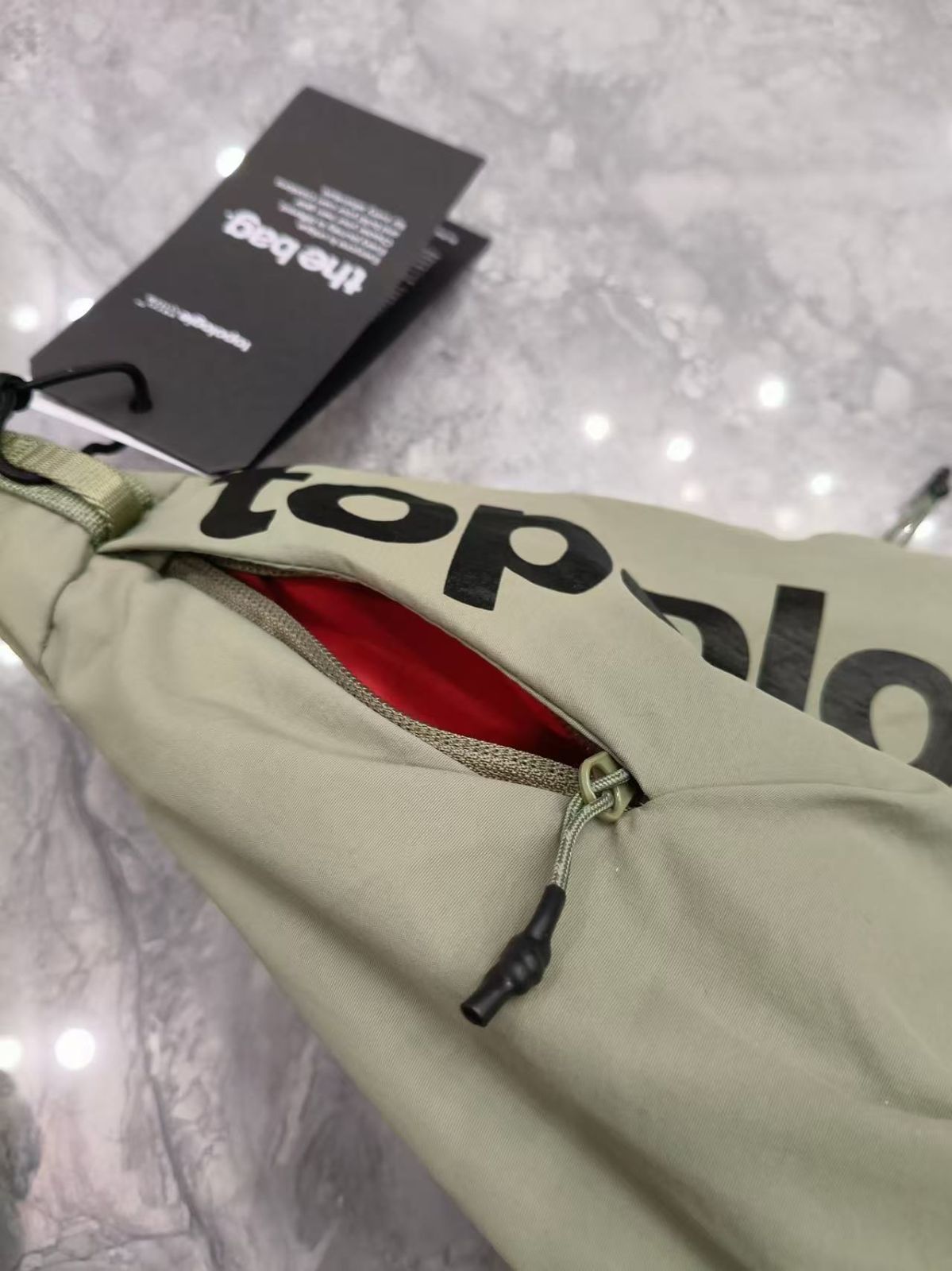 topologie Sling トライアングル メッセンジャーバッグ スモール