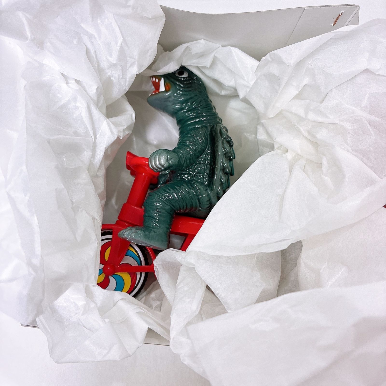 新品未開封　M1号　ガメラ　三輪車　限定　2個セット M1号 ガメラ 三輪車 レッド ブルーメタリック塗装 ソフビ - メルカリ