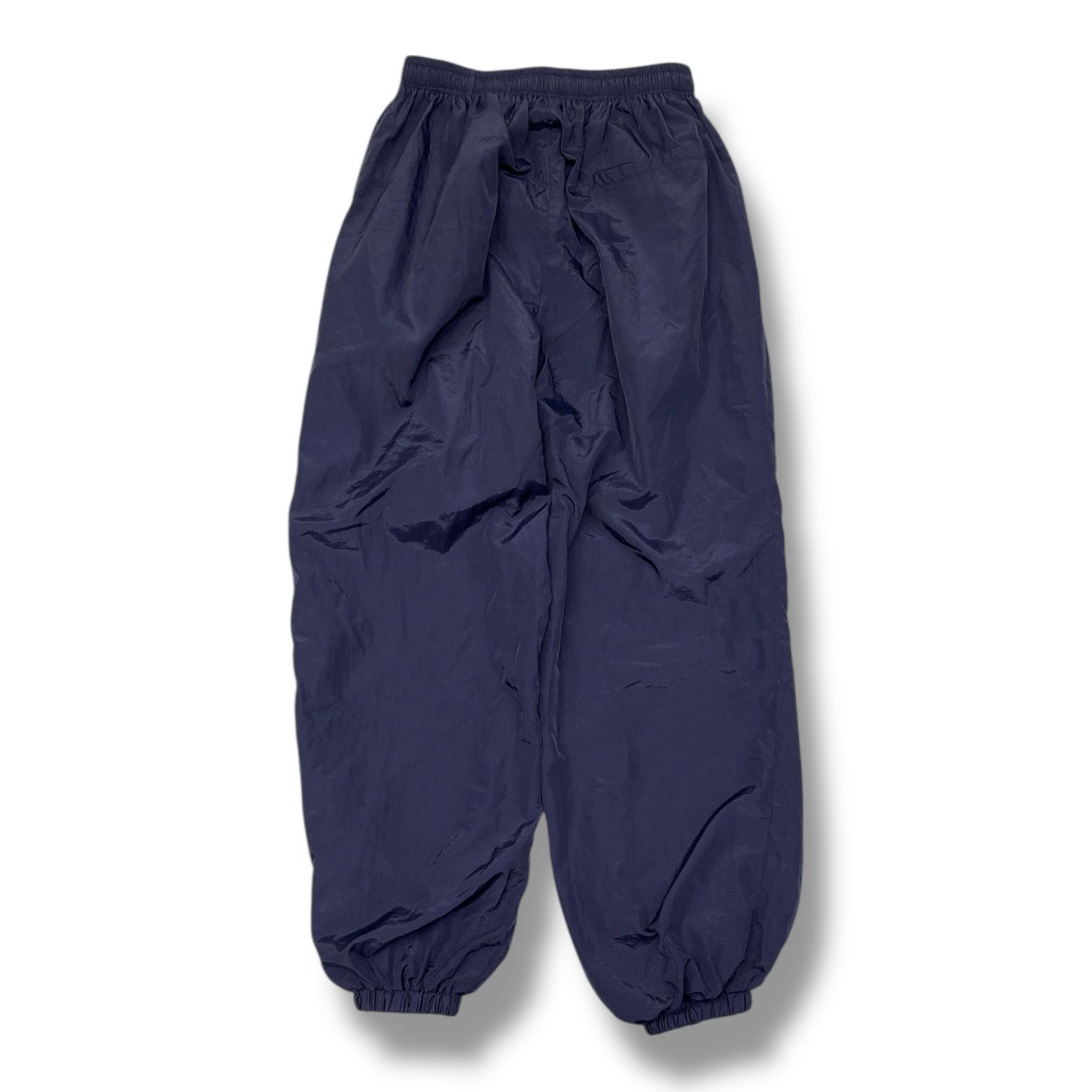 アンヌーク　ナイロンボリュームパンツ　38 ネイビー ànuke online store（アンヌーク） / Nylon Volume PantsNylon Volume