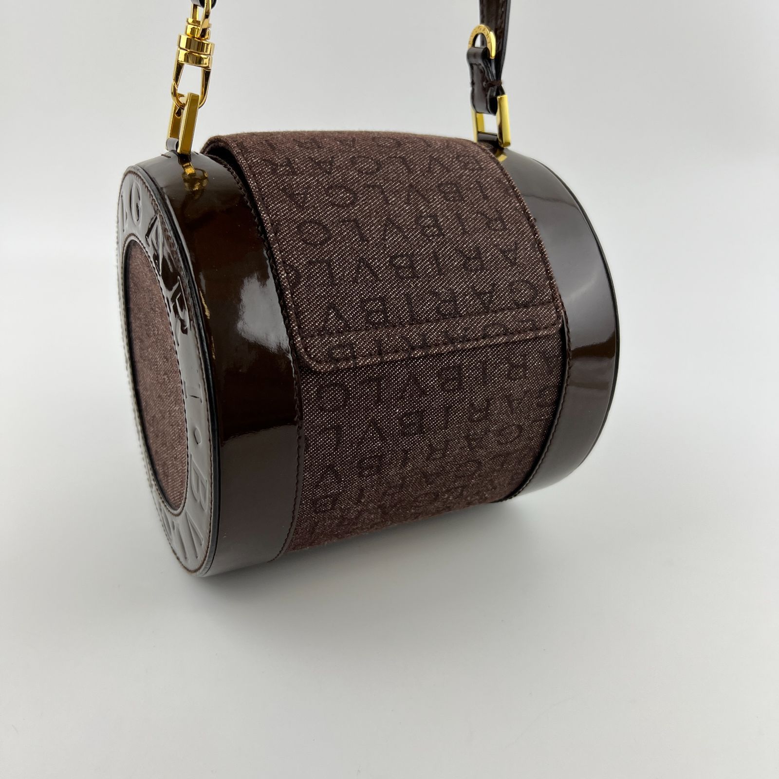 未使用美品✨BVLGARI ブルガリ ビーゼロワン ハンドバッグ ロゴマニア 中古】BVLGARI ブルガリ ビーゼロワンロゴマニア ハンドバッグ