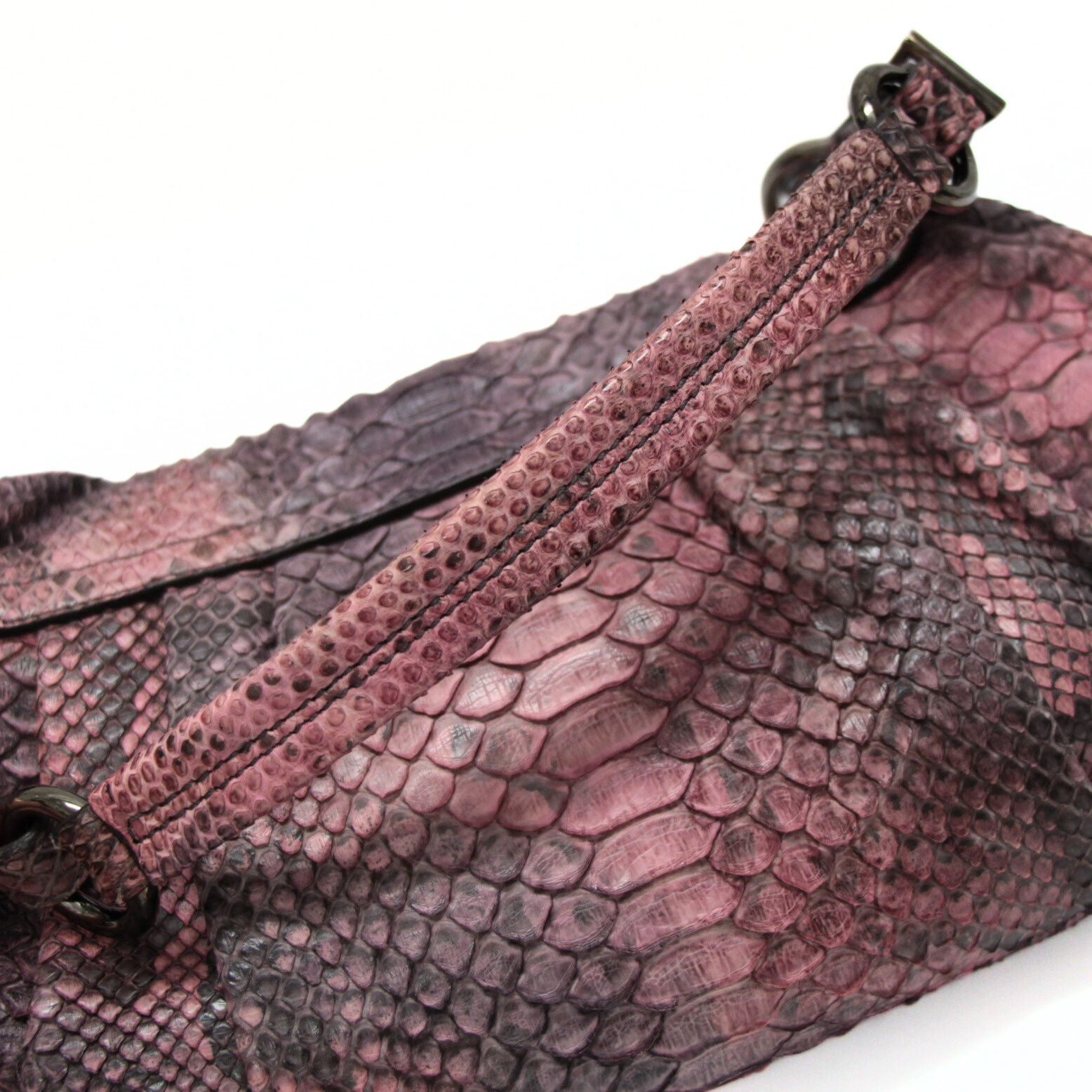 プラダ PRADA 三角ロゴ ショルダーバッグ パイソンレザー ピンク系