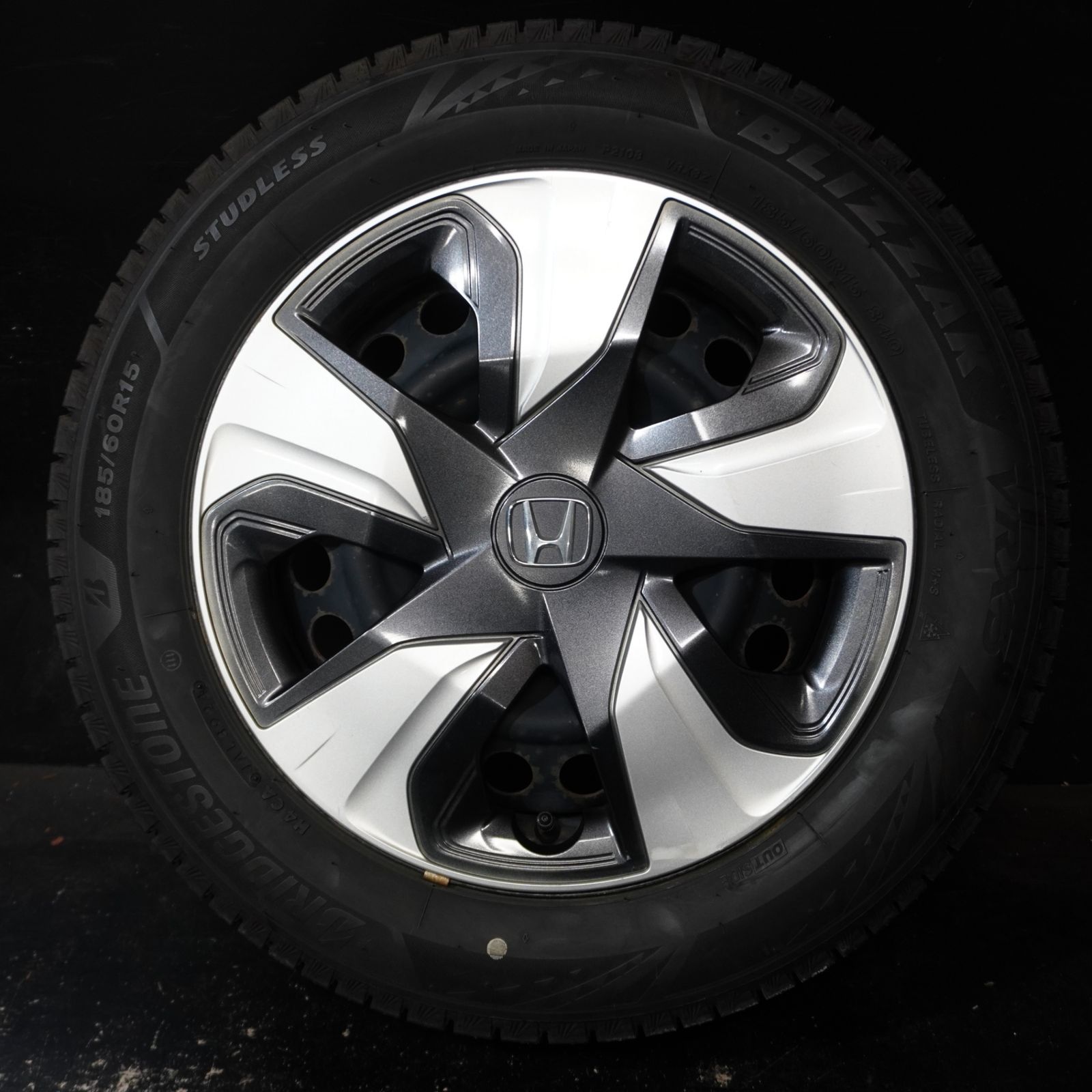 185/60R15 ブリヂストン　VRX3 ホンダ　GP8 185/60R15 ブリヂストン VRX3 ホンダ GP8 BRIDGESTONE BLIZZAK VRX3