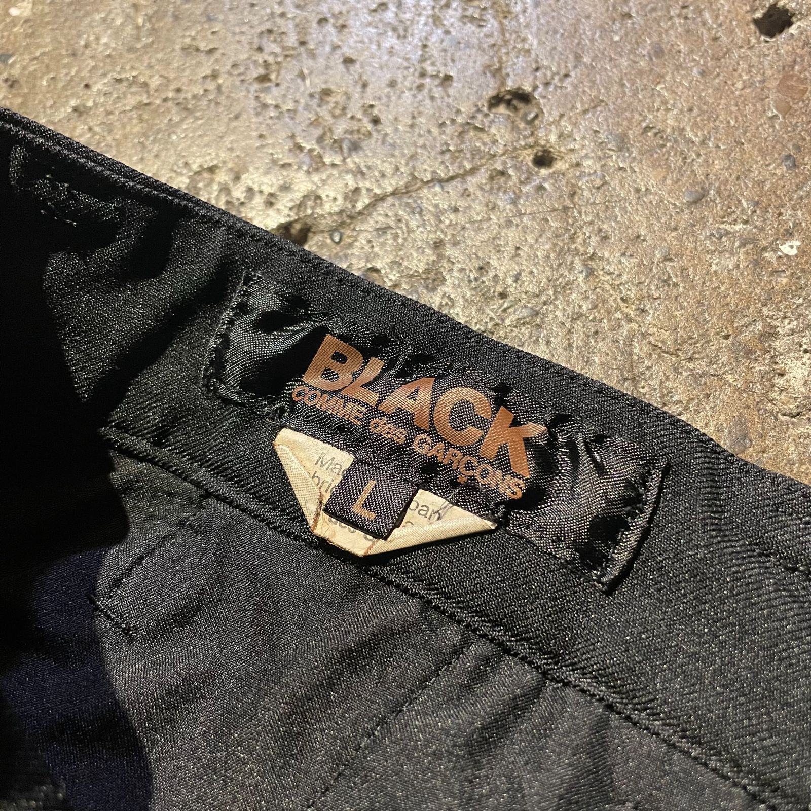 BLACK COMME des GARCONS 2023ss エステル縮絨 ハーフパンツ ブラック