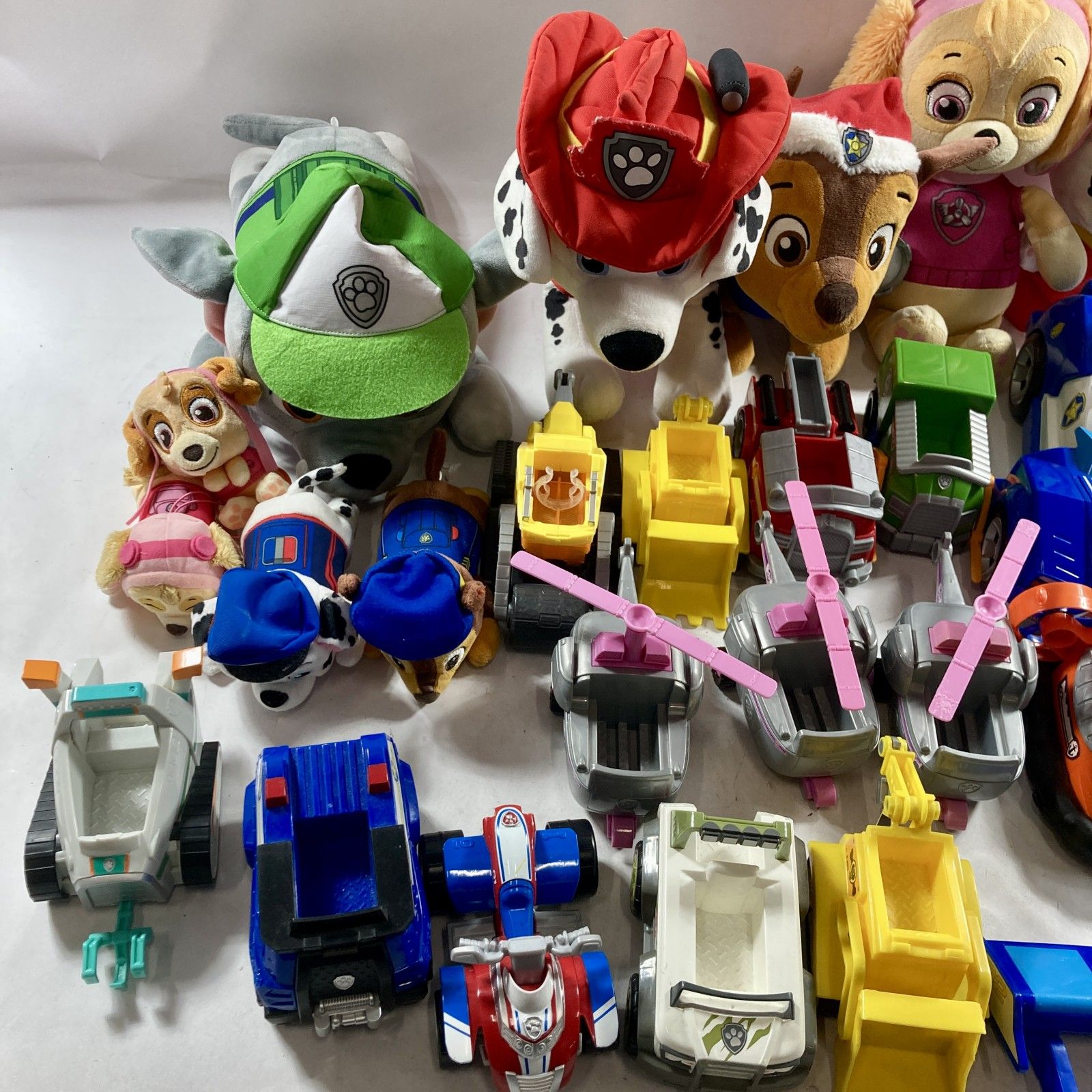 ☆ パウパトロール グッズ 約60点 まとめ ぬいぐるみ フィギュア DX