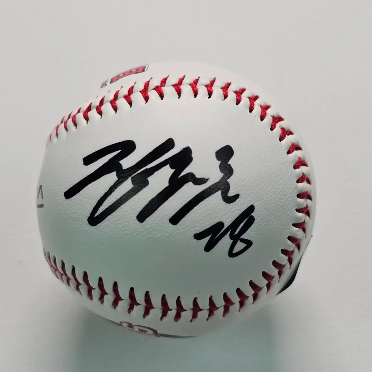 サインボール 斗山ベアーズ チャン・ウォンジュン 7年連続10勝 記念球 サイン入り