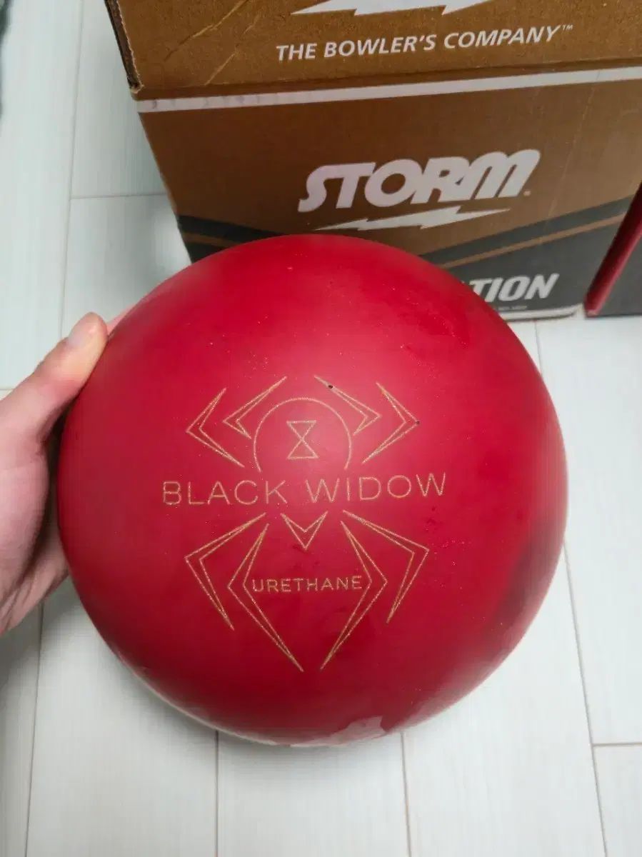 BLACK WIDOW ウレタン HAMMER(ハンマー) ウレタン black widow（ブラックウィドウ） レッド