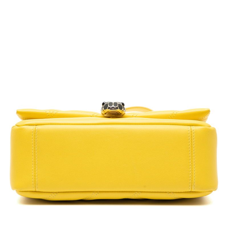 人気モデル✨ブルガリ　セルペンティ　チェーンショルダー　イエロー　レザー ブルガリ セルペンティ カボション チェーン ショルダーバッグ