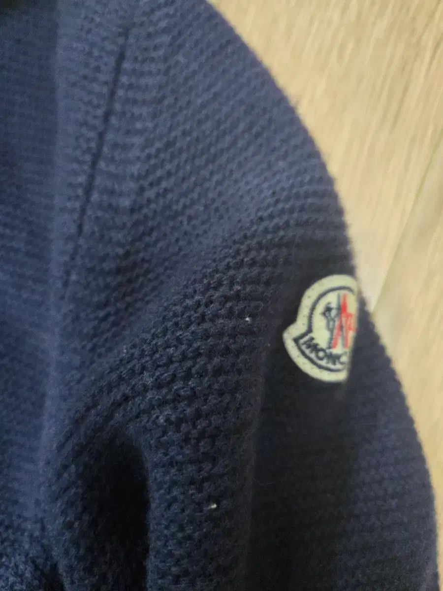 MONCLER ネイビー ジップアップ 美品 MONCLER メンズパーカー（ジップ、ボタン：ジップアップ）｜トップス