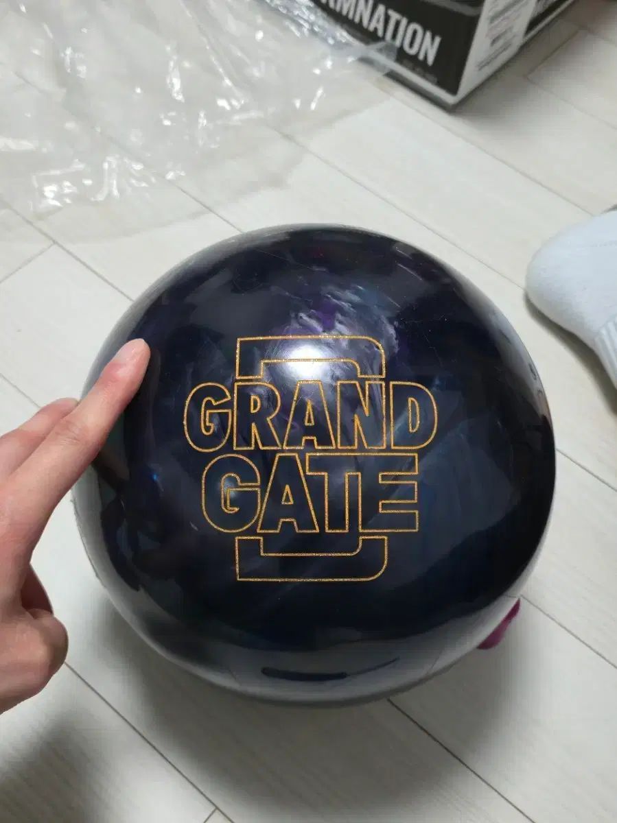 送料込み【新品】アテンション・ブラックパール ロトグリップ 15ポンド