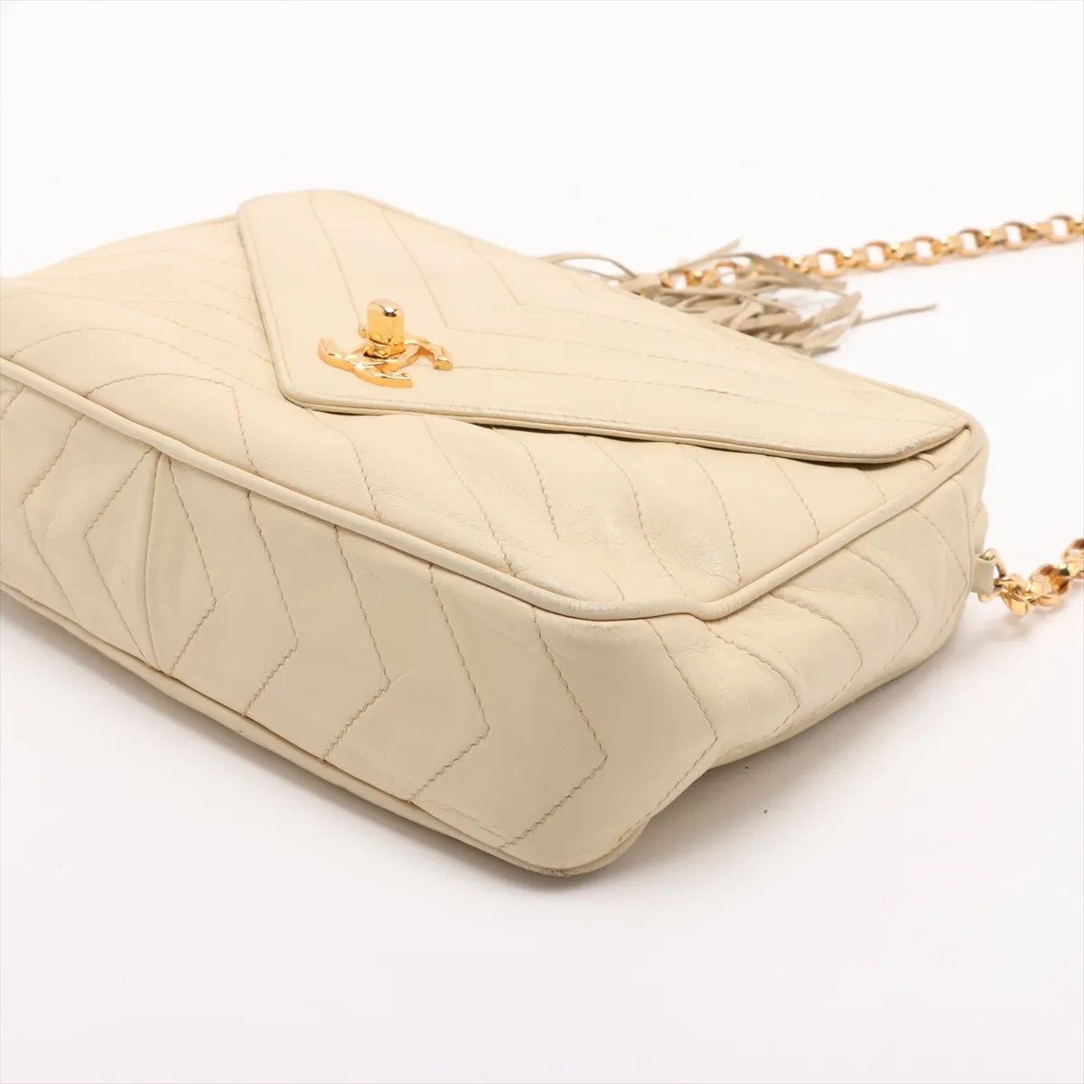 美品 シャネル シリアルシール付 シェブロン ラムスキン レザー