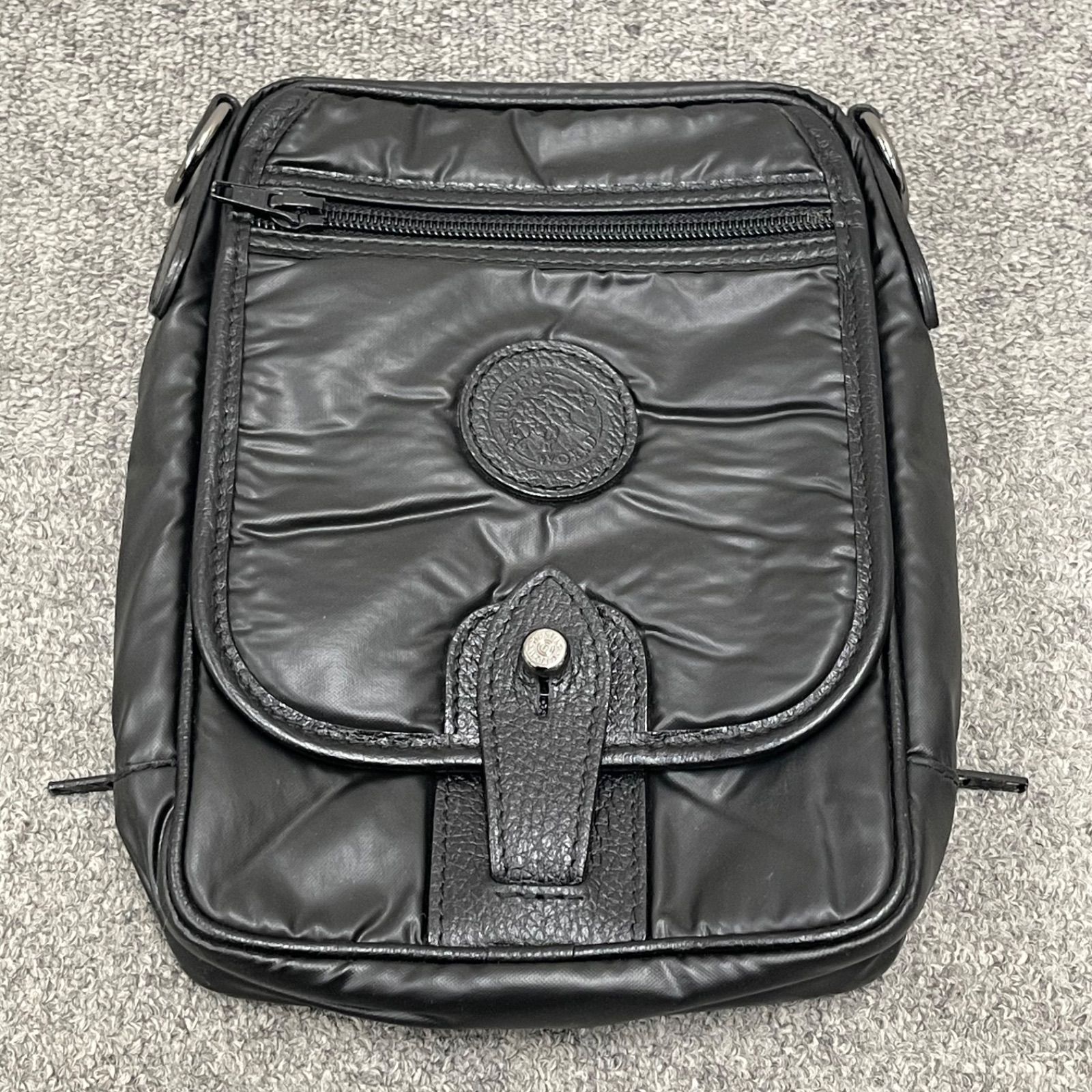 NPA】HUNTING WORLD ハンティングワールド バチュークロス ショルダー