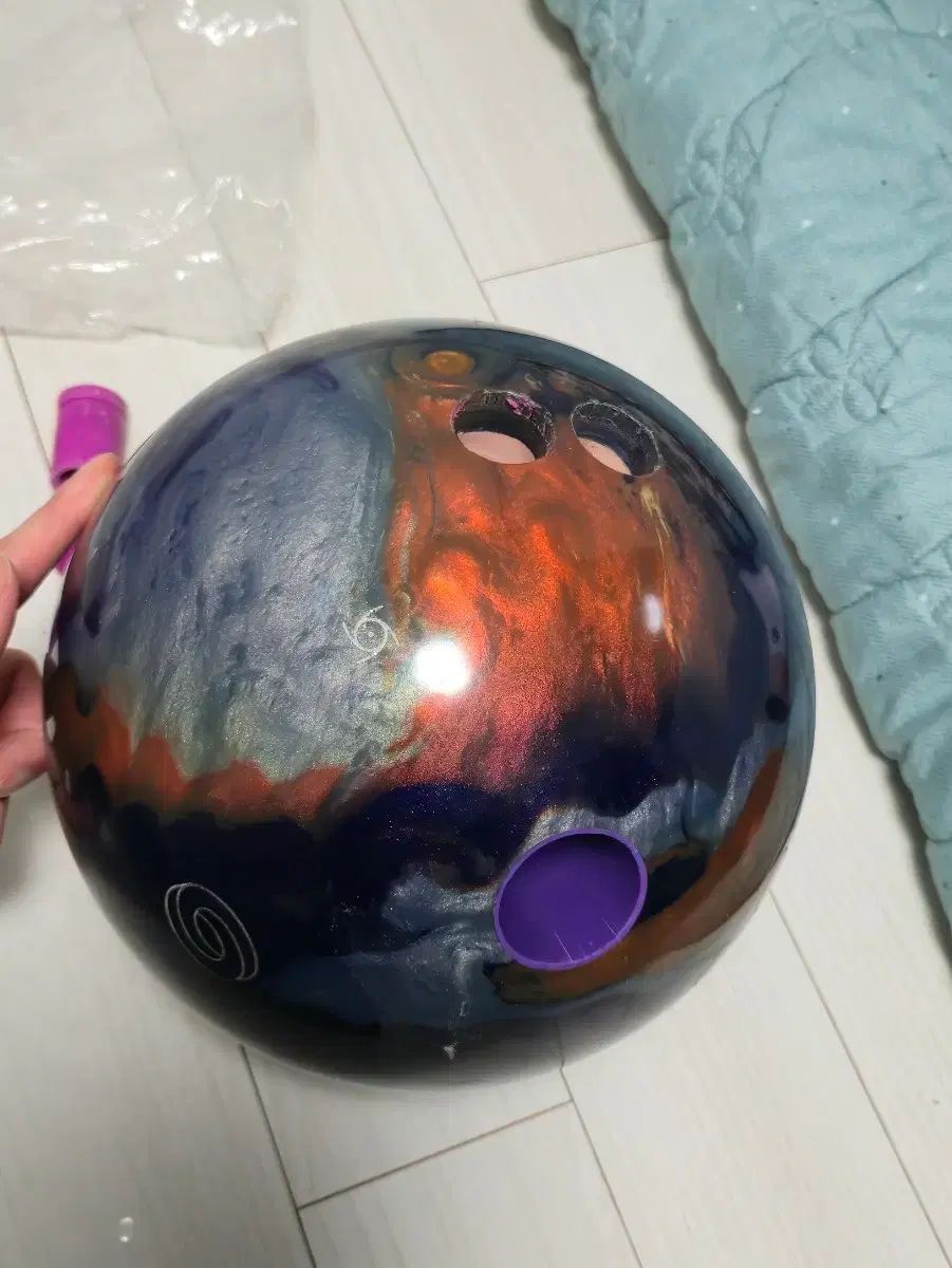 [中古]　STORM イクイノックス 15P イクイノックス・ソリッド 15ポンド STORM ストーム ボール ボウリング