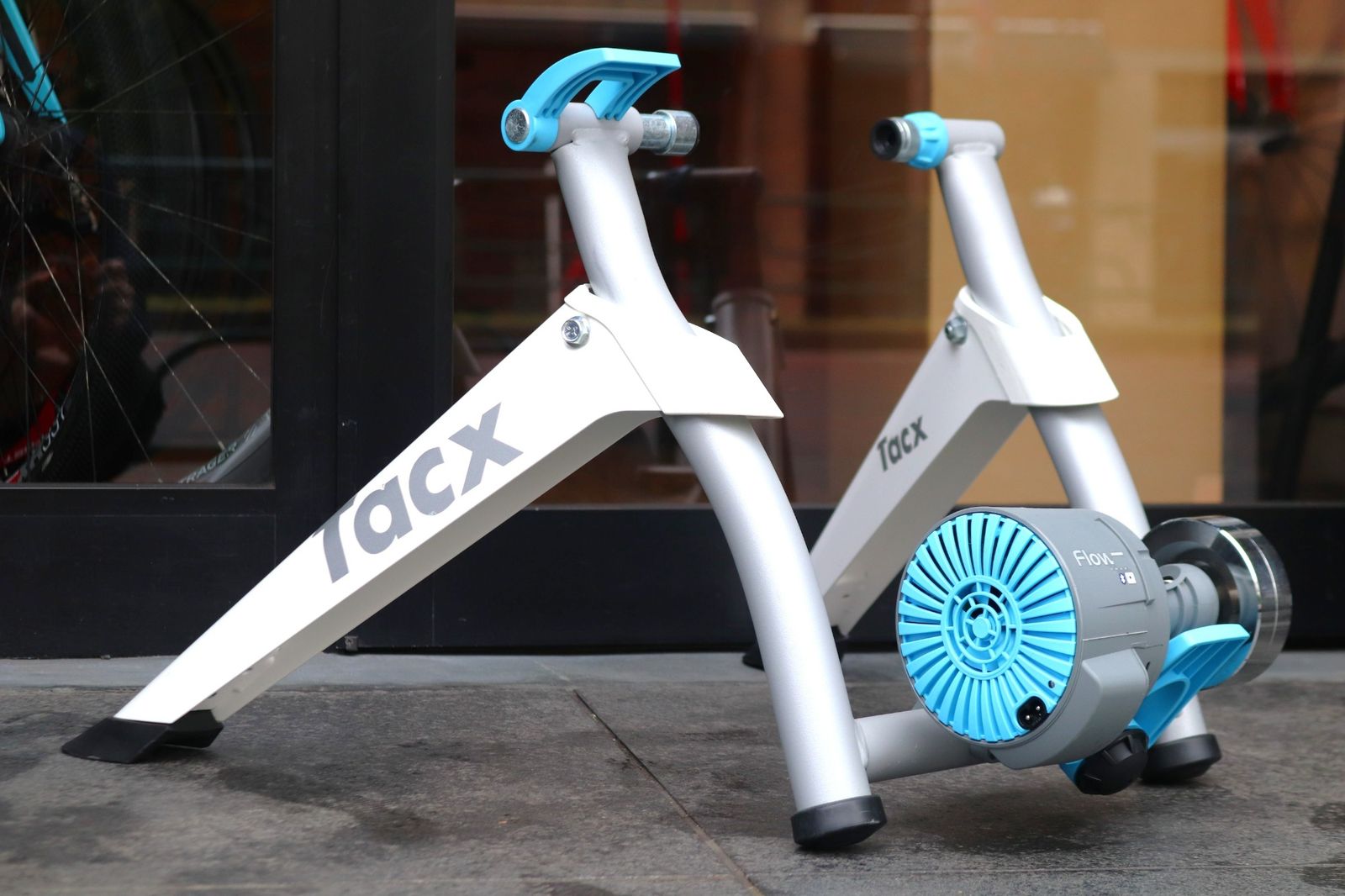 タックス TACX フロー FLOW SMART スマートトレーナー 【東京南麻布店