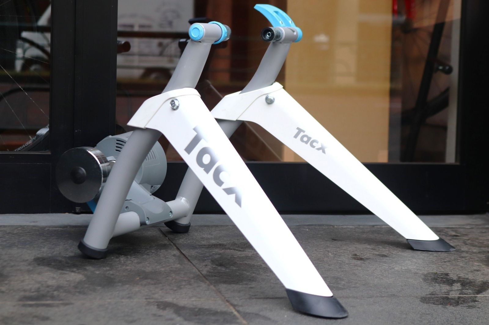 タックス TACX フロー FLOW SMART スマートトレーナー 【東京南麻布店