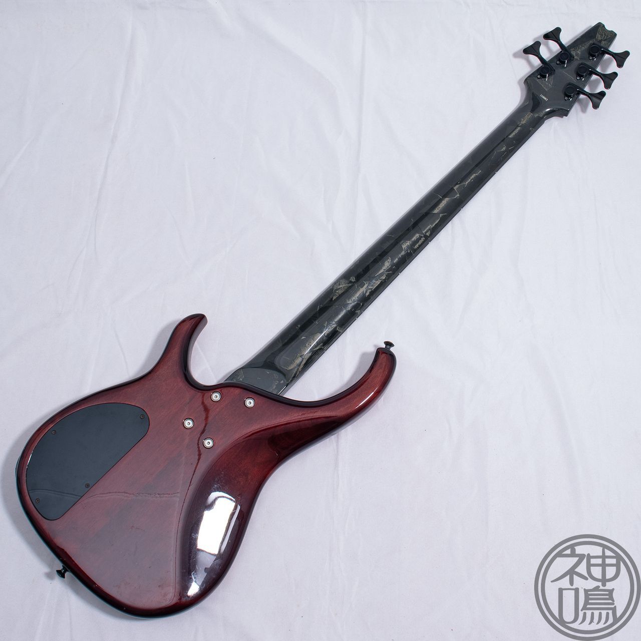 Modulus Quantum 5 (Q5) - メルカリ