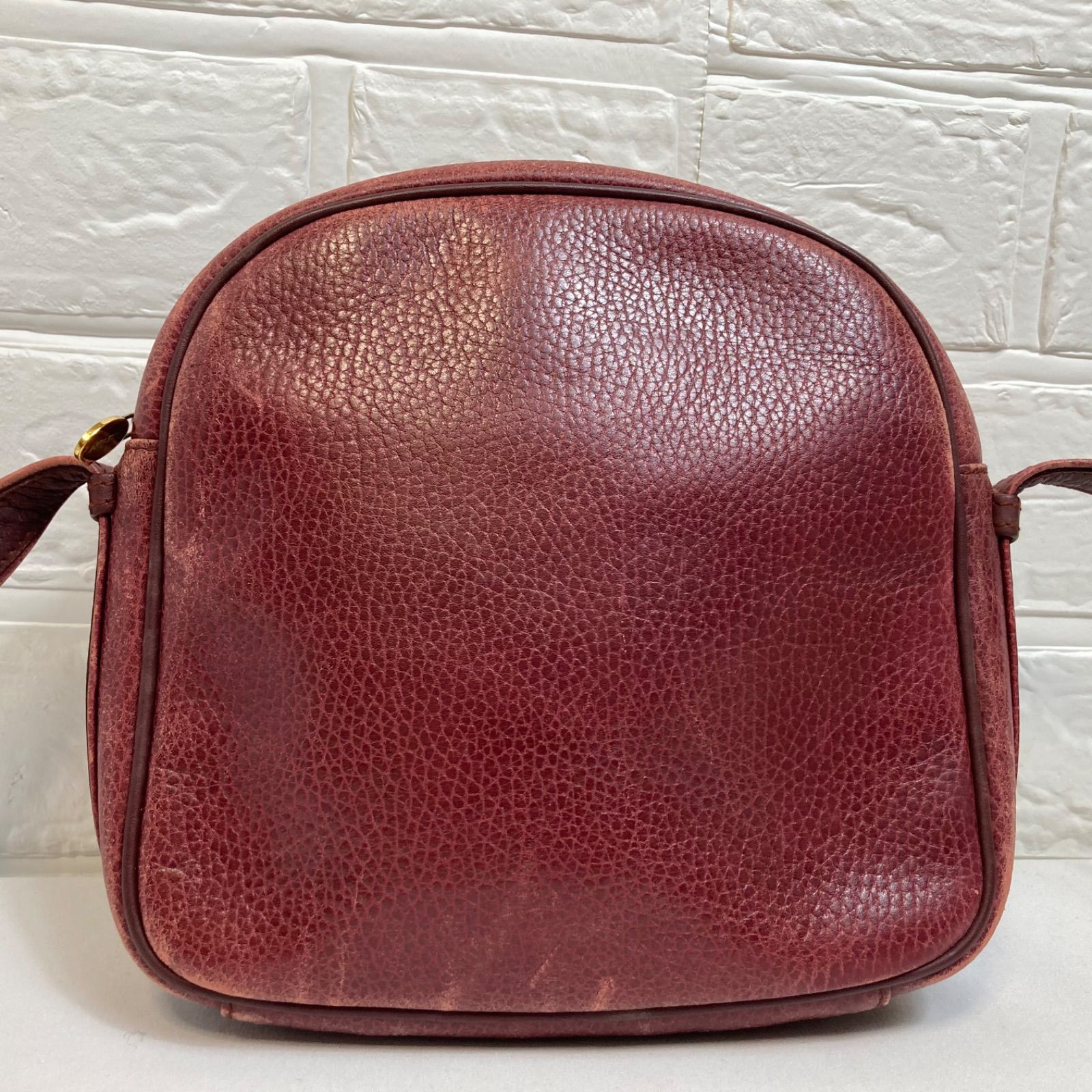 Cartier カルティエ ショルダーバッグ 斜め掛け クロスボディ レザー