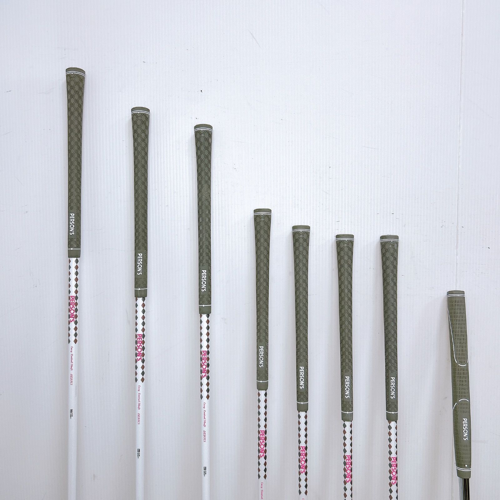 レディースゴルフセット パーソンズ 1W　FW　アイアン　パター　7本　右利き パーソンズ レディースゴルフクラブセット 8本 初心者 女性 良品