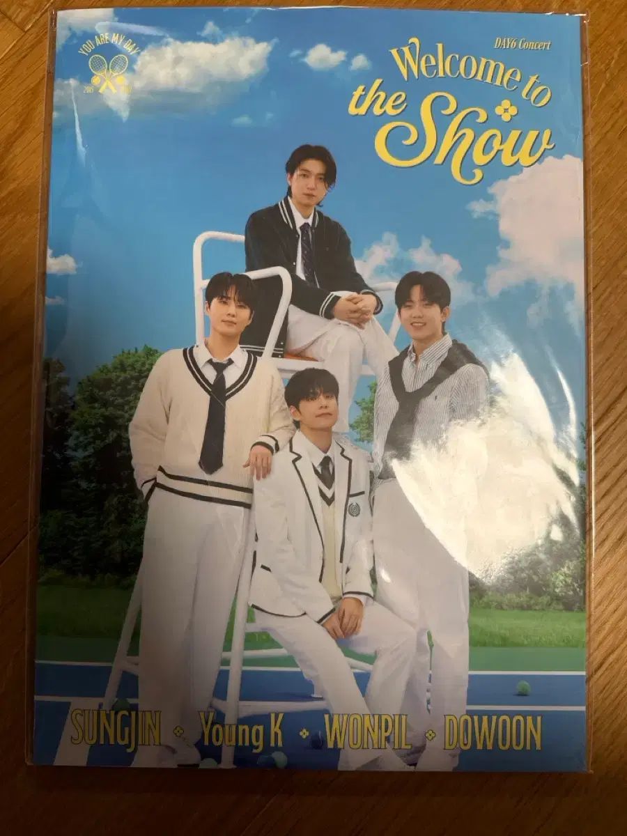 未開封新品) DAY6（デイシックス）WELCOME TO THE SHOW ポスターBOOK