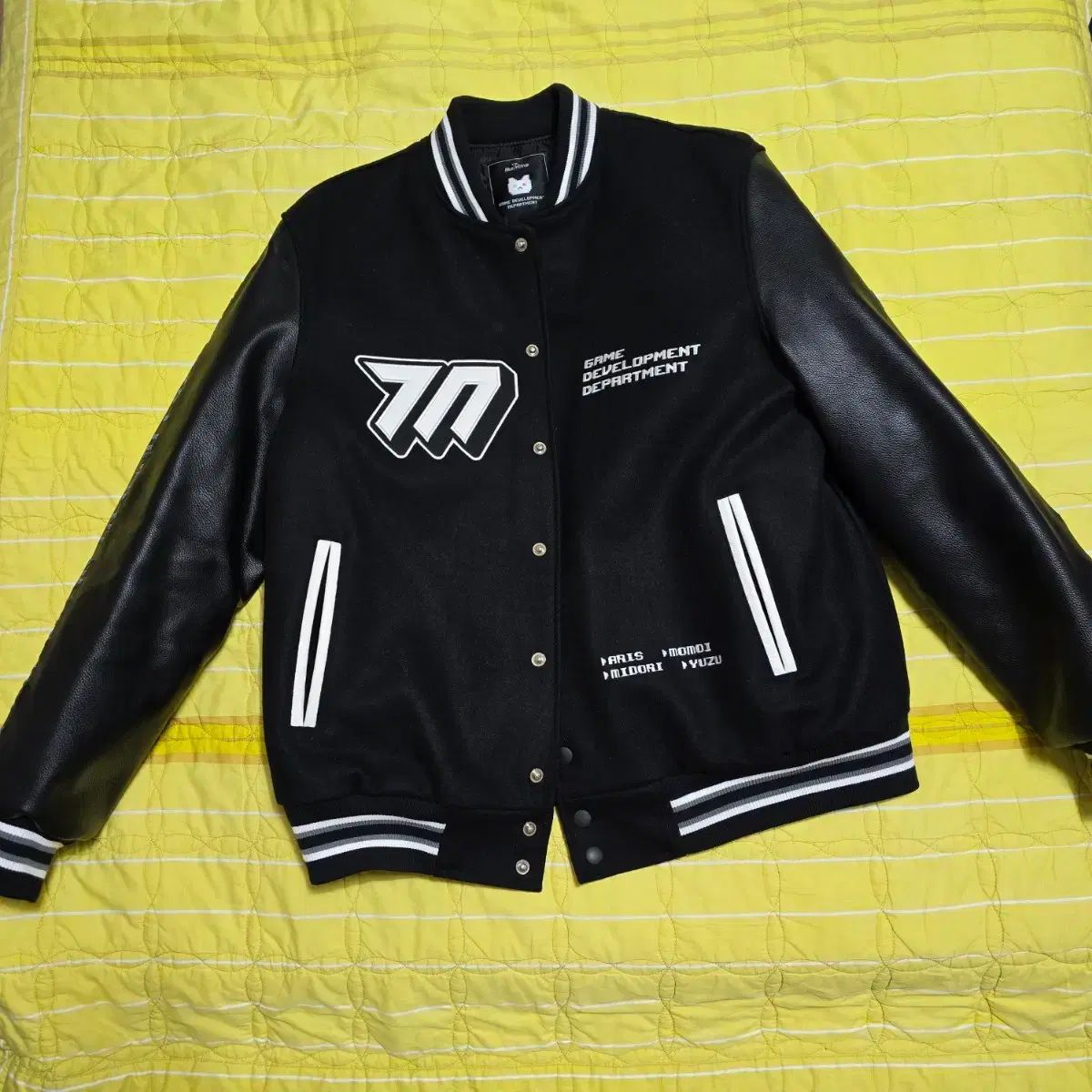 ブルーアーカイブ ゲーム開発部 ジャンパー 黒 韓国限定 ブルアカ ゲーム開発部 ブルゾンXL - メルカリ