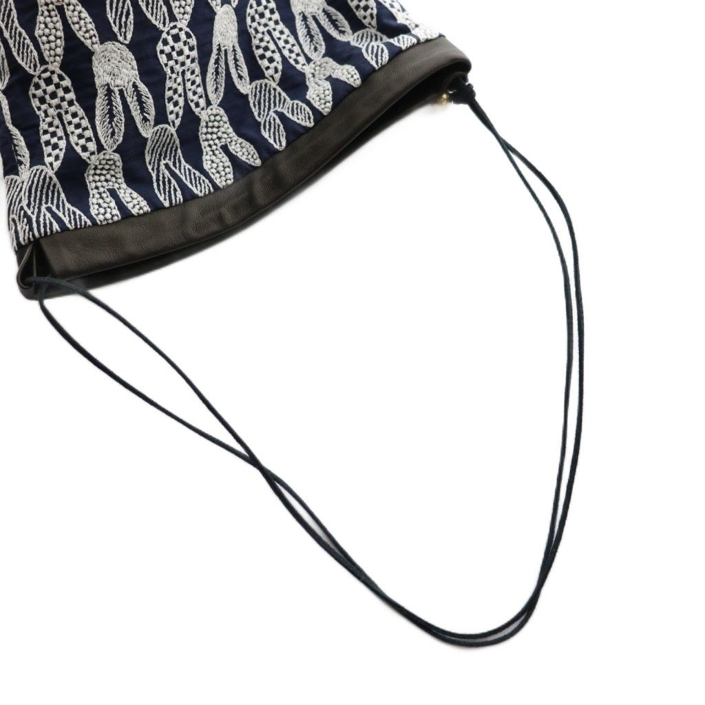 ミナペルホネン mina perhonen ドロップ セール ポシェット ポンピア