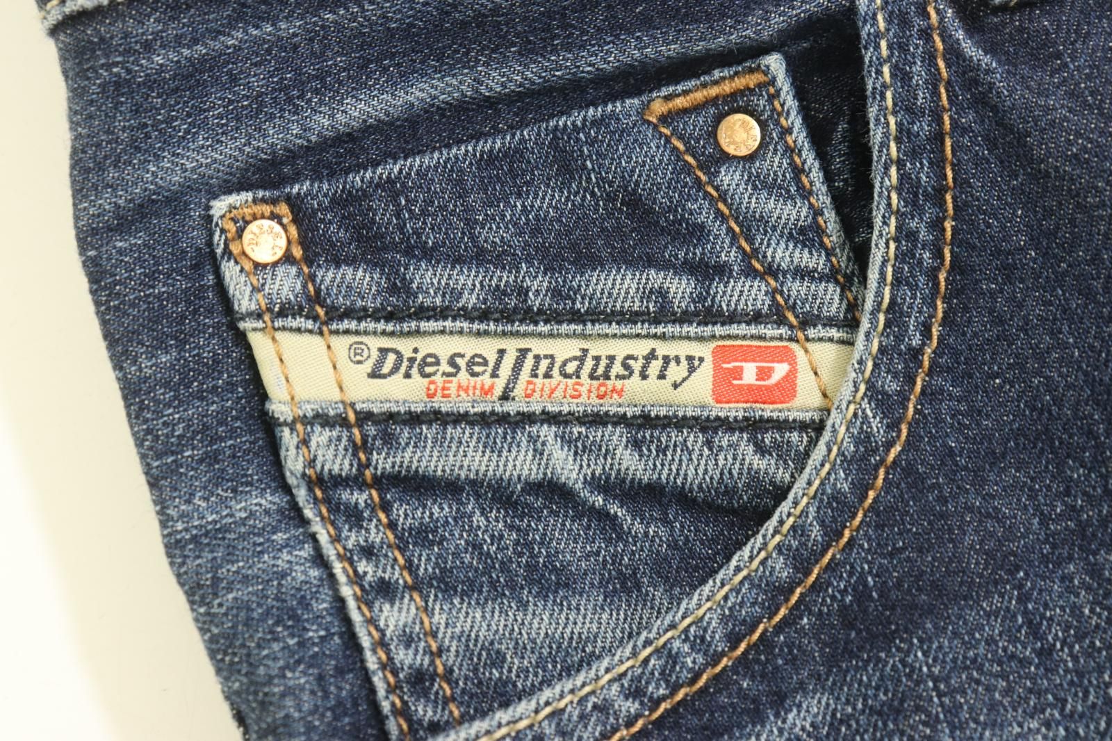 DIESEL diesel - KRAYVER デニム | ディーゼル ブルーアイコン 【中古 
