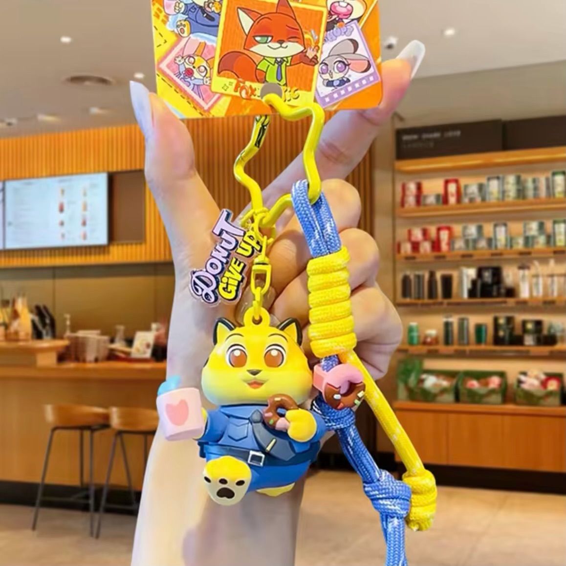 ２個セット ズートピア ジュディー＆クロウハウザー キーホルダー ストラップ 2個セット】Disney ズートピア ジュディ・ホップス＆クロウハウザー