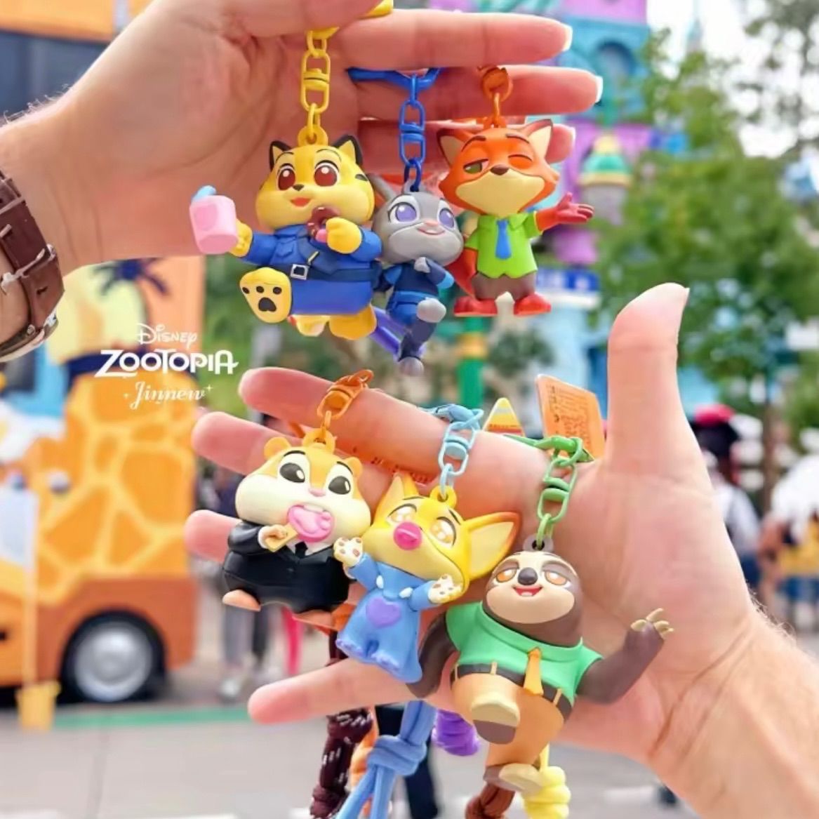 ２個セット ズートピア ジュディー＆クロウハウザー キーホルダー ストラップ 大人気セット❣️ズートピア2 ジュディ＆クロウハウザー キーホルダー