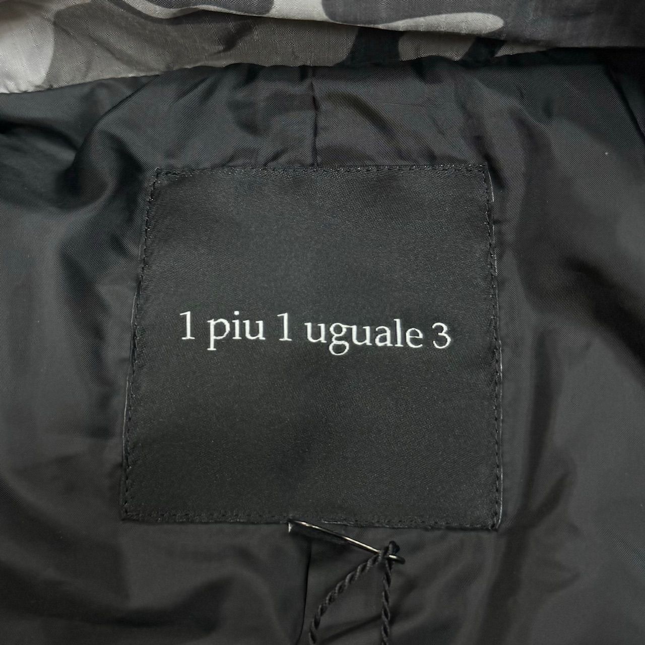 参考上代143000円 未使用 1piu1uguale3 NEXT WRAP HOODED カモフラ