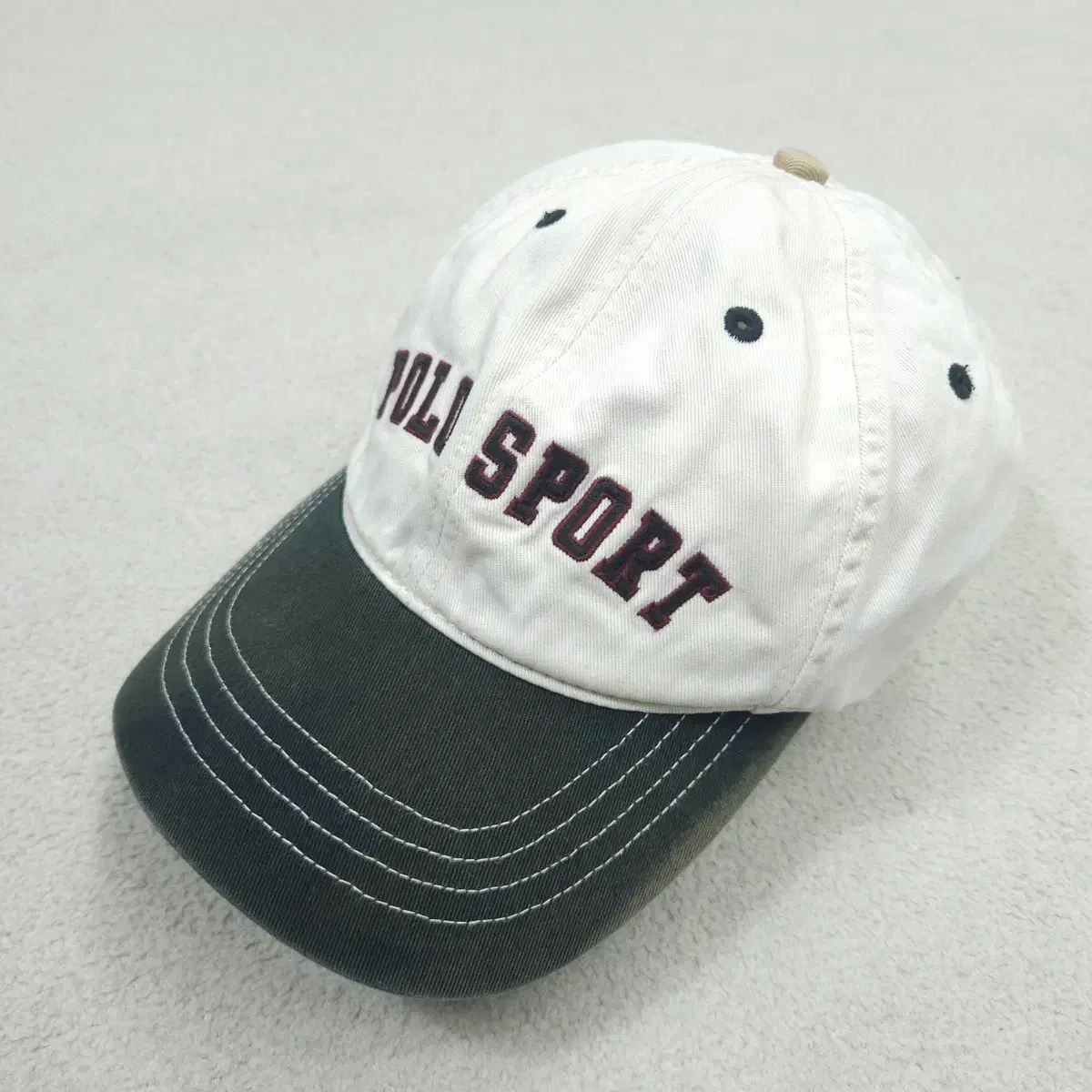 レア Polo Sport ベースボールキャップ ホワイト/ネイビー 90s レア Polo Sport ベースボールキャップ ホワイト/ネイビー 90s