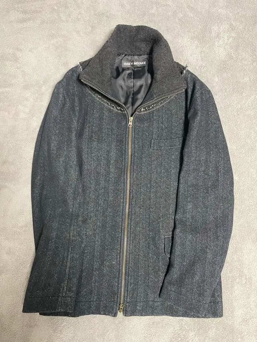 ISSEY MIYAKE イッセイミヤケ ハイネックジャケット ヴィンテージ ISSEY MIYAKE イッセイミヤケ ハイネックジャケット - メルカリ