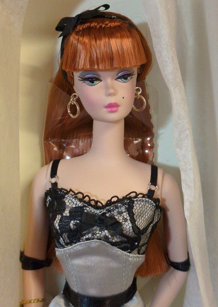 マテル バービー FMC ランジェリー#6(赤毛ストレート) - メルカリ