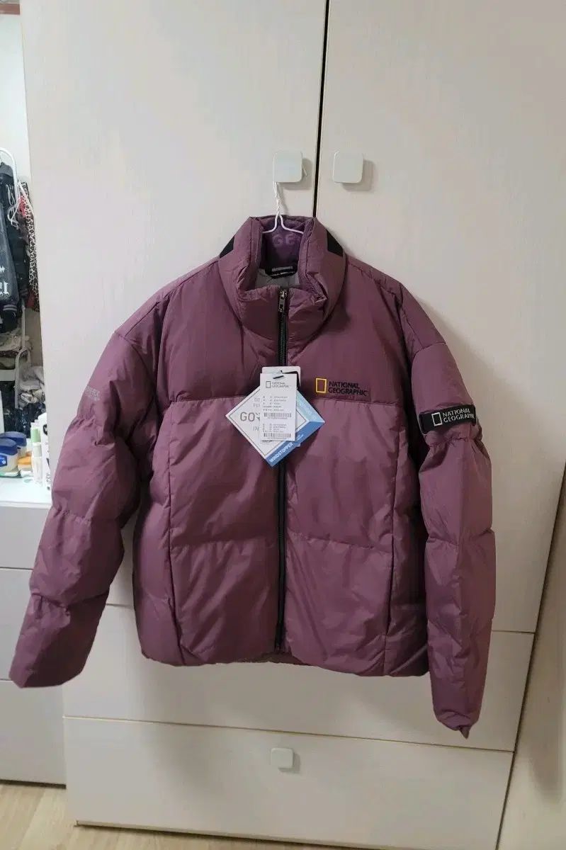 新品ナショナルジオグラフィック GORE-TEX ダウン - メルカリ