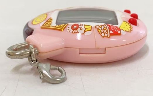 いぇー！ふぁみりーイロイロ！たまごっちプラス ふぁみたまおやつ